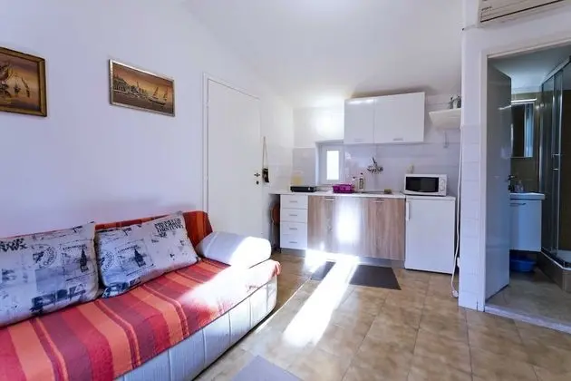 Apart Daire (One-Bedroom Apartment)