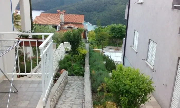 Apart Daire, Teras