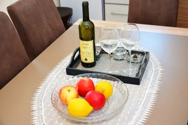Classic Apart Daire, Deniz Manzaralı
