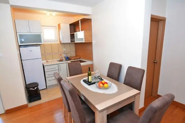 Classic Apart Daire, Deniz Manzaralı