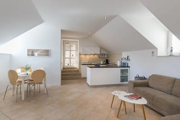 Apart Daire (One-Bedroom Apartment -Terrace and Se)