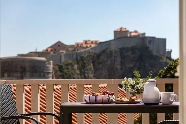 Apart Daire (One-Bedroom Apartment -Terrace and Se)