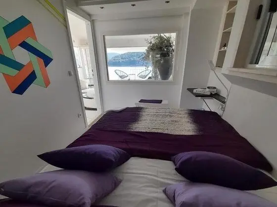 Apart Daire (One Bedroom Apartment with Balcony an)