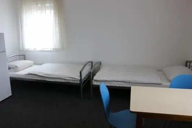 Basic Tek Büyük Yataklı Oda, Ortak Banyo