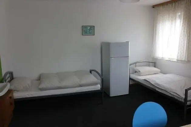 Basic Tek Büyük Yataklı Oda, Ortak Banyo