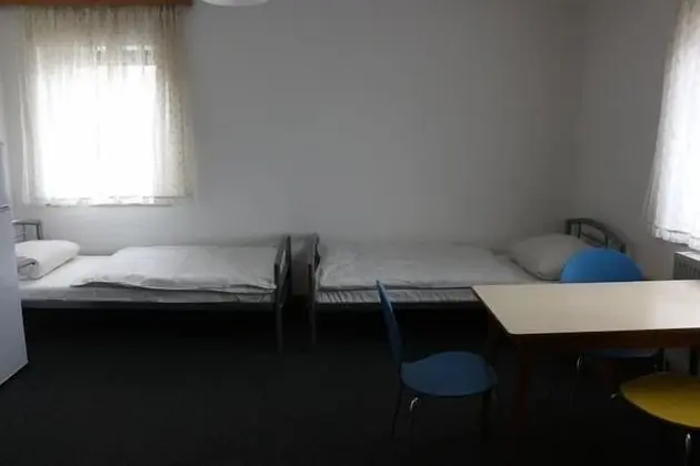 Basic Tek Büyük Yataklı Oda, Ortak Banyo