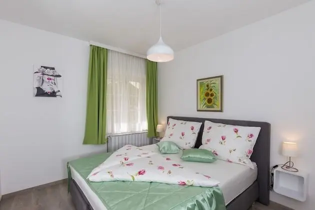 Apart Daire, 3 Yatak Odası, Deniz Manzaralı