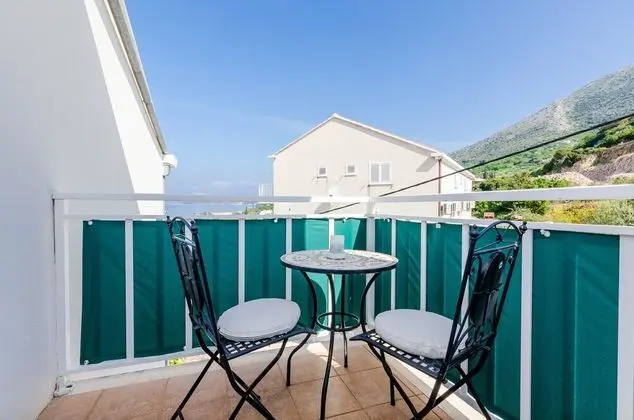 Stüdyo, Balkon