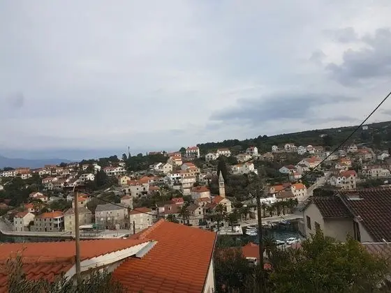 Apart Daire (Two Bedroom Apartment with Balcony)