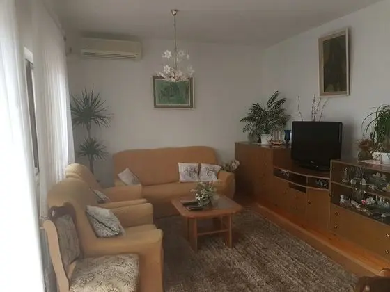 Apart Daire (Two Bedroom Apartment with Balcony)