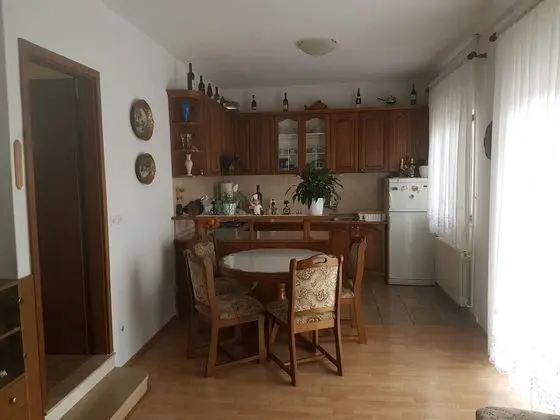 Apart Daire (Two Bedroom Apartment with Balcony)
