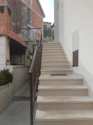 Apart Daire (Two Bedroom Apartment with Balcony)