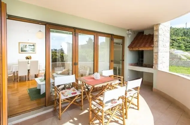 Apart Daire (Two Bedroom Apartment with Balcony)