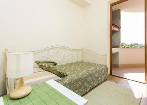 Apart Daire (Two Bedroom Apartment with Balcony)