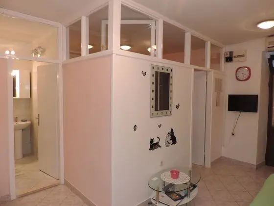 Apart Daire, Veranda