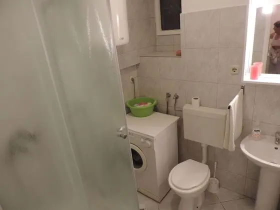 Apart Daire, Veranda