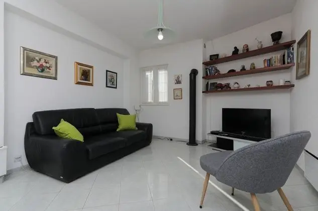 Apart Daire (Two Bedroom Apartment with Terrace)