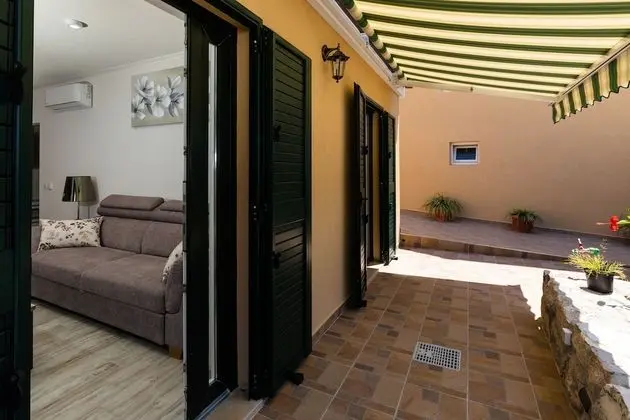 Apart Daire (One Bedroom Apartment with Terrace)