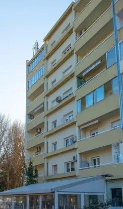 Apart Daire (Two Bedroom Apartment with Balcony)