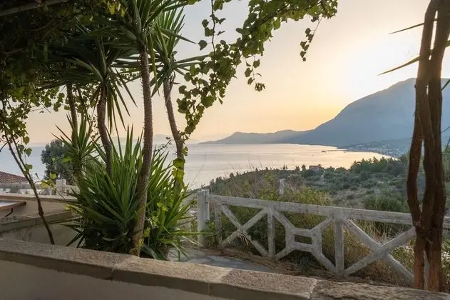 Ev, 1 Yatak Odası, Sigara İçilebilir, Buzdolabı