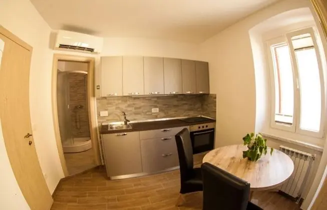 Apart Daire, 2 Tek Kişilik Yatak