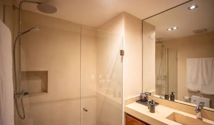 Deluxe Apart Daire, Sıcak Su Havuzu