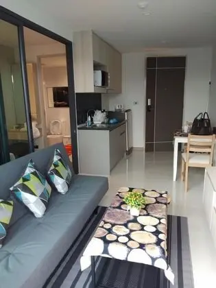 Superior One-Bedroom Condo