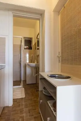 Stüdyo (Studio Apartment with Terrace)