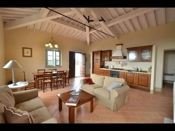 Apart Daire, 2 Yatak Odası, Şömine