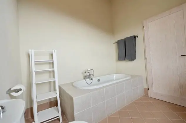 Apart Daire, 2 Yatak Odası, Şömine