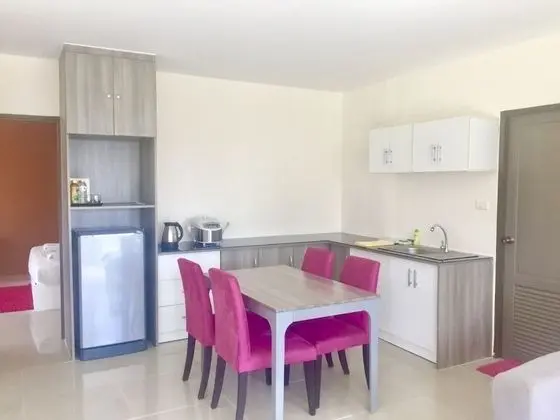2 Bedrooms Apartment