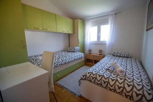 Apart Daire (Apartment R&R- Two Bedroom Apartment )