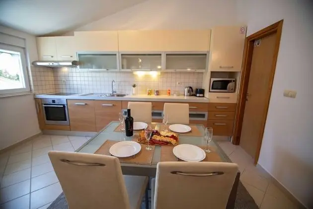 Apart Daire (Apartment R&R- Two Bedroom Apartment )