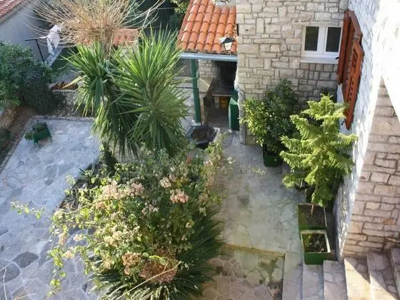 Apart Daire (Two-bedroom Apartment with Balcony an)