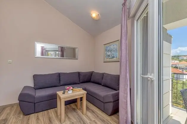 Family Apart Daire, 1 Çift Kişilik Yatak ve Çekyat, Bahçeli (Apartment Rafaela 220m from the beach)