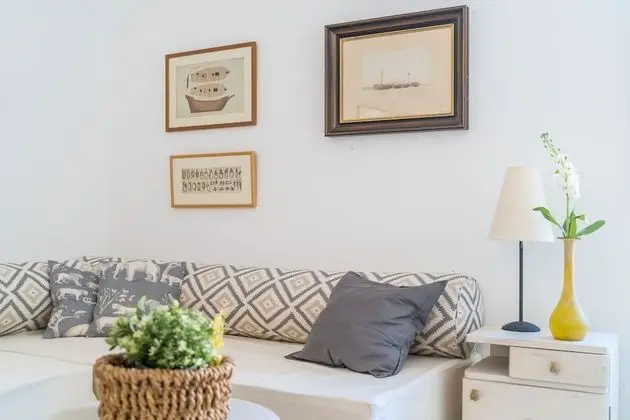 Apart Daire (One Bedroom Apartment with City View)