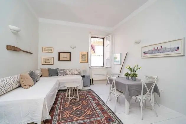 Apart Daire (One Bedroom Apartment with City View)