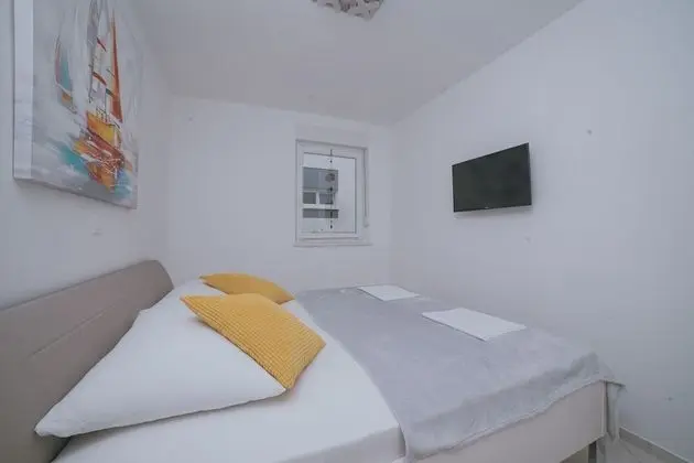 Deluxe Apart Daire, 2 Yatak Odası, Sıcak Su Havuzu, Zemin Kat