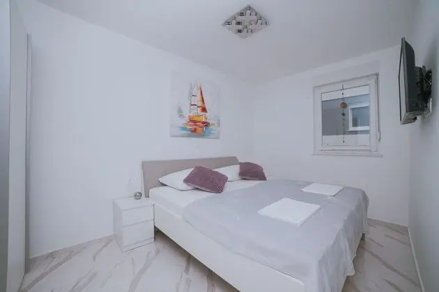Deluxe Apart Daire, 2 Yatak Odası, Sıcak Su Havuzu, Zemin Kat