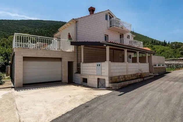 Apart Daire (Two Bedroom Apartment with Terrace)