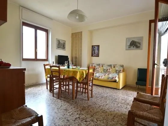 Apart Daire, 2 Yatak Odası, Balkon