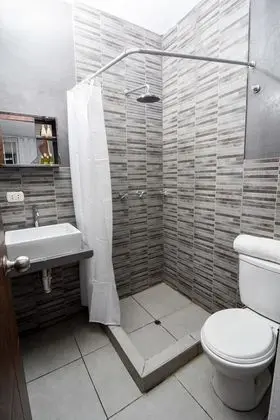 Classic Oda, 1 Büyük (Queen) Boy Yatak