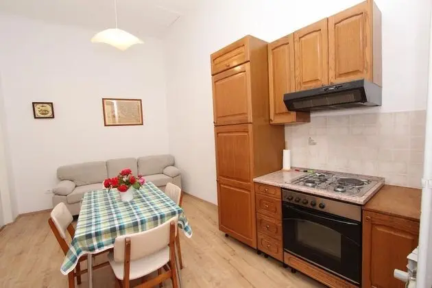 Apart Daire, 2 Yatak Odası, Sigara İçilmez