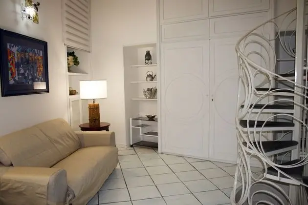 Apart Daire, 2 Yatak Odası, Şömine