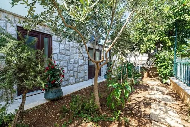 Apart Daire (One Bedroom Apartment with Terrace)
