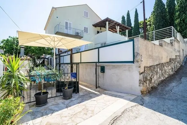 Apart Daire (One Bedroom Apartment with Terrace)
