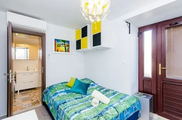 Tek Büyük Yataklı Oda (Double Room)