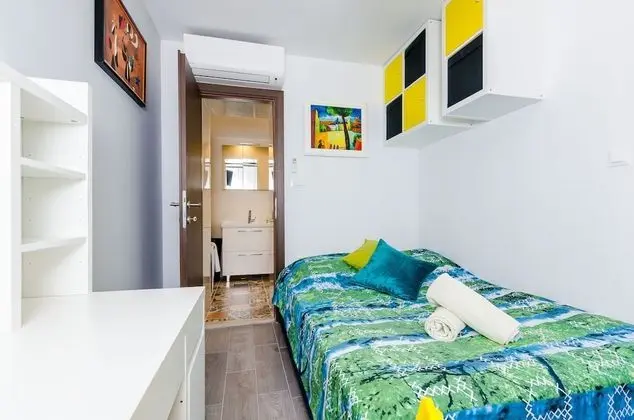 Tek Büyük Yataklı Oda (Double Room)