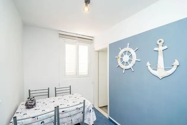 Tek Büyük Yataklı Oda (Double Room 2)