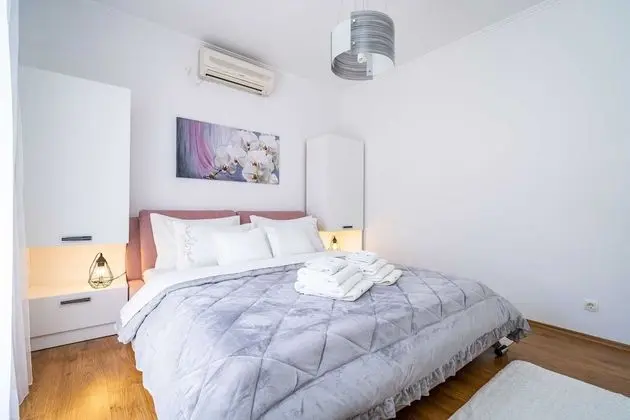 Tek Büyük Yataklı Oda (Superior Double Room Duja)